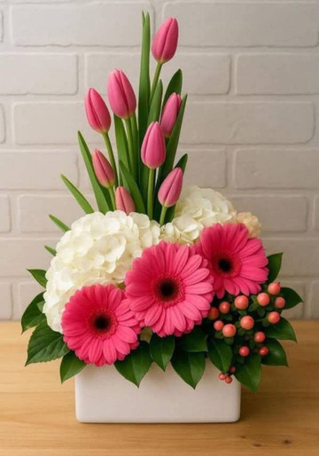 Tulip-hydrangea box