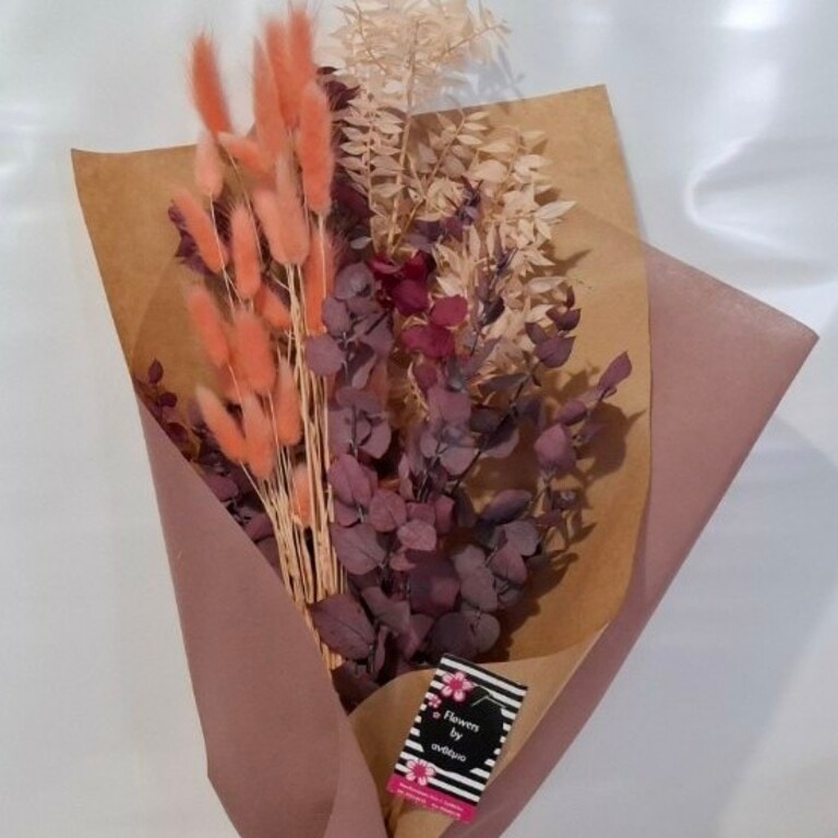 Dry-flowers-bouquet
