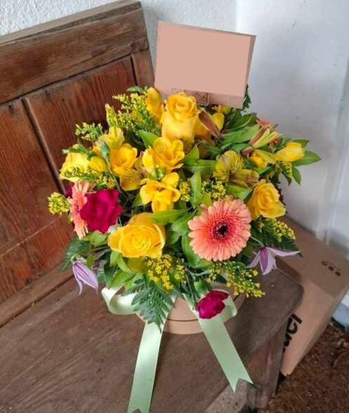 Sunshine hat box