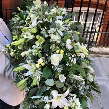 Eco friendly funeral coffin spray
