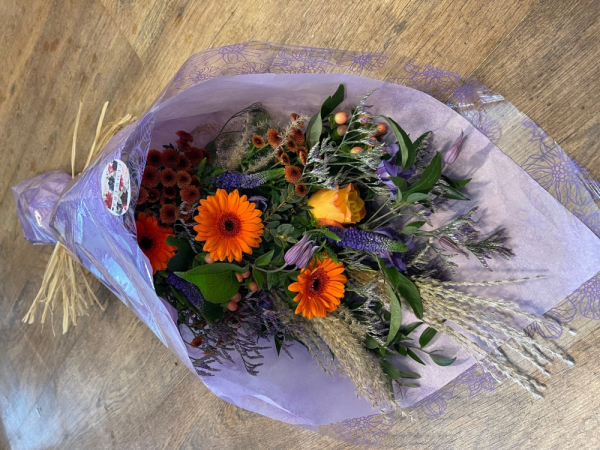 Purple flat bouquet