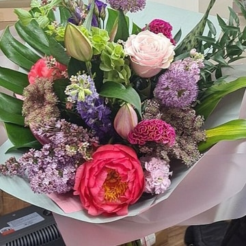 Seasonal blooms