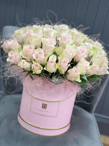 Rose hat box