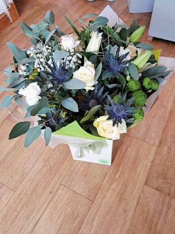 Ivory-evergreen bouquet