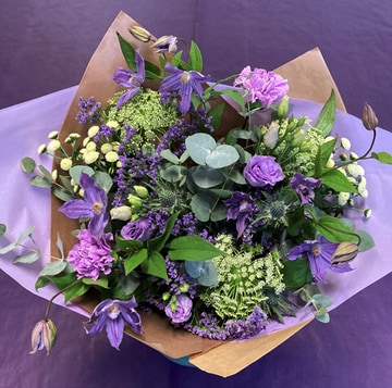 Annabell hand tied