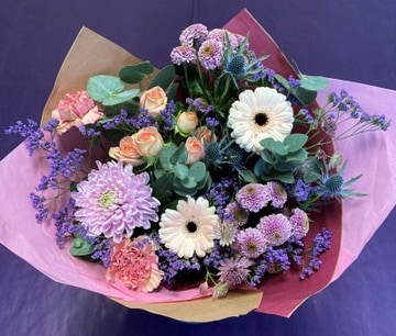 Maisie hand tied