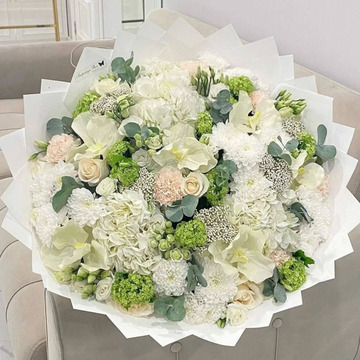 White garden luxe