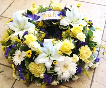 Yellow and white wreath