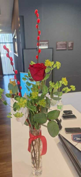 Scarlet rose bud vase
