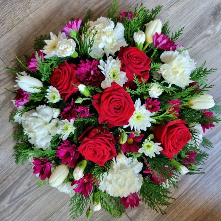 Pretty posy tribute