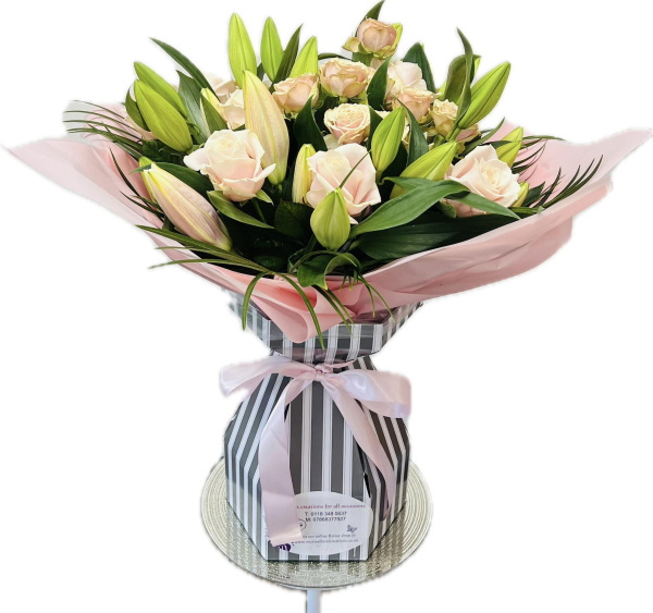 Marias roses lillys