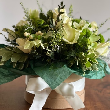 Crystal hatbox