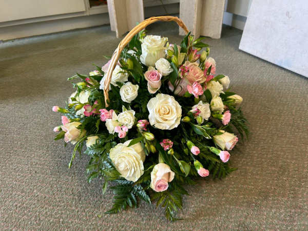 Rose garden basket