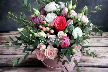 Anais mixed floral hatbox
