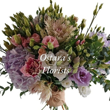 Josie handtied bouquet
