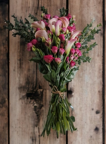 Joy traditional bouquet
