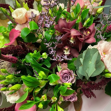 Seasonal hand tied