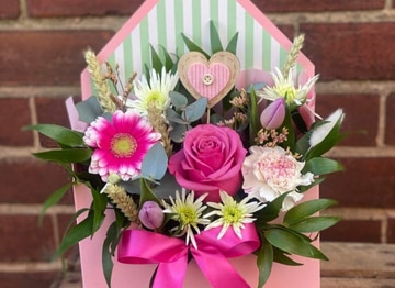 Envelope flowers