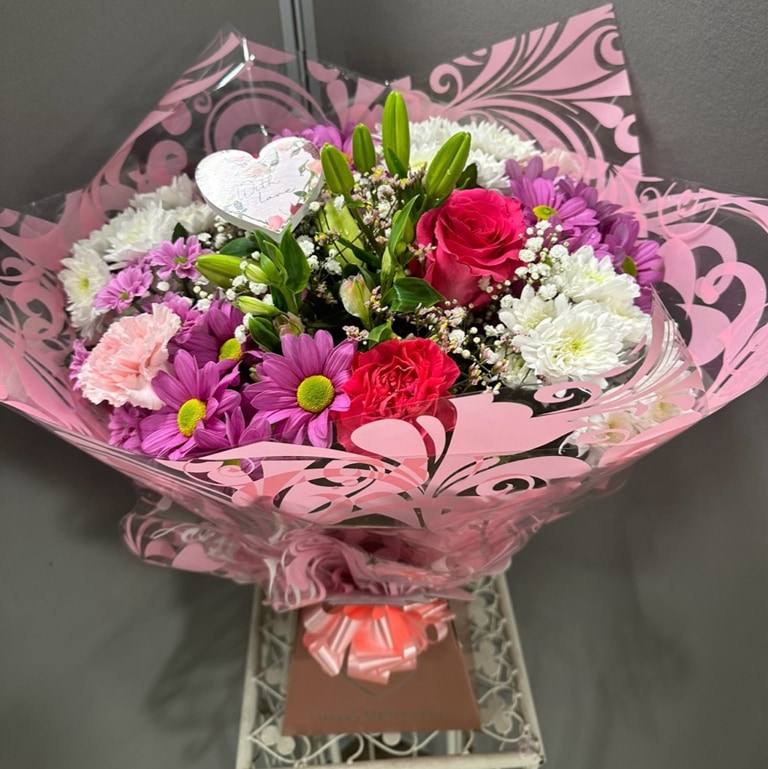 Seasonal handtied