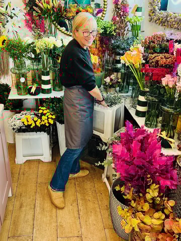 Florist choice hand-tied