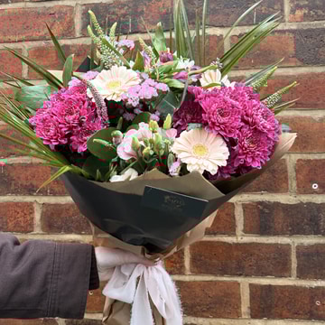 Florists choice hand-tie