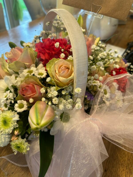 Pastel rose basket