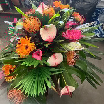 Tropical casket spray