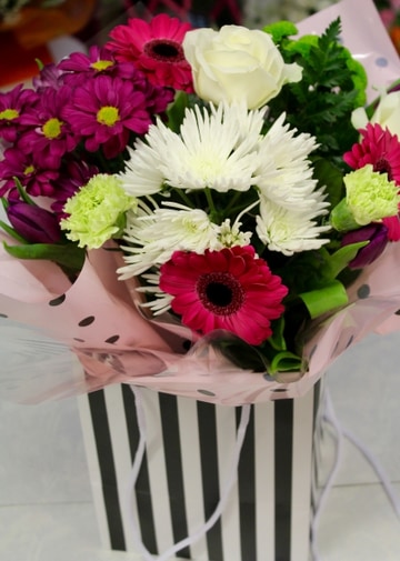 Gift bag of flowers