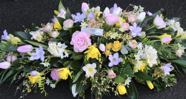Pastel coffin spray