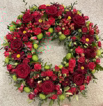 Red rose wreath