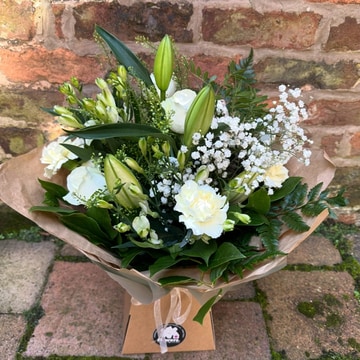 Pure and simple hand tied
