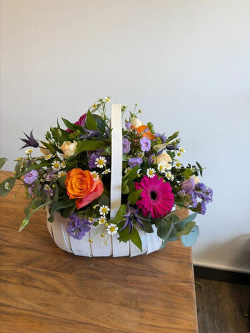 Countryside basket