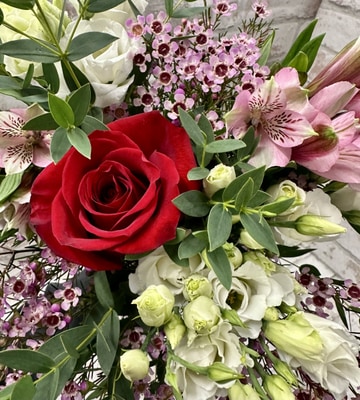 Florist choice hand tie
