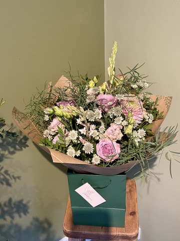 Country pastels bouquet