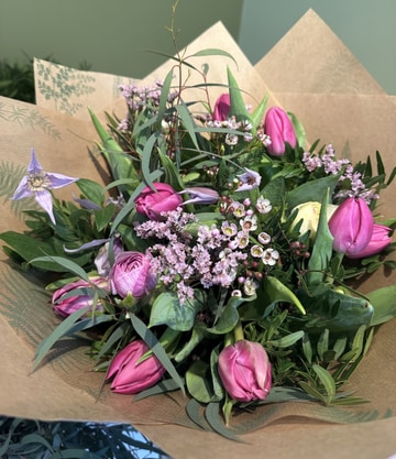 Valentines spring mix