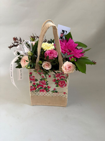 Rosy gift bag