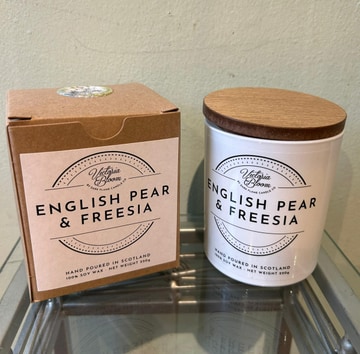 Pear freesia candle