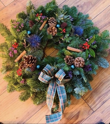 Scottish xmas wreath