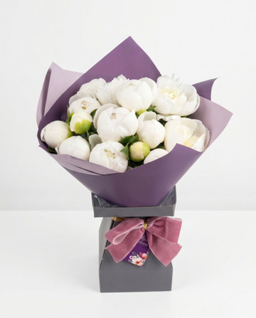V bloom peony bouquet