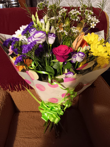 Colourful cheer wrap