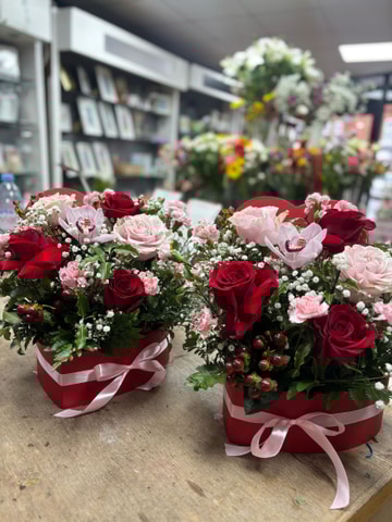 Heart hat box