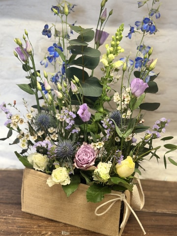Spring meadow box