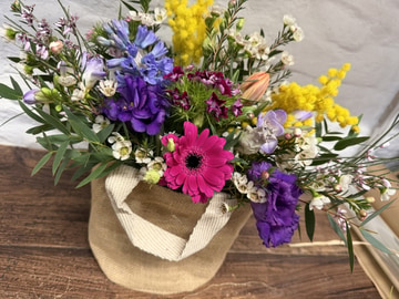 Rustic hessian bag