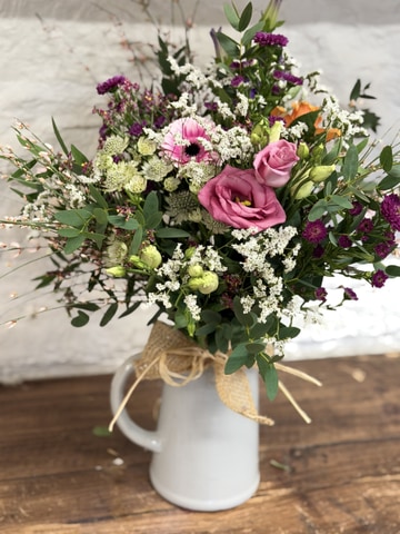 Hedgerow jug