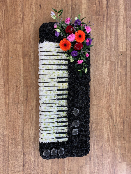 Piano keyboard tribute