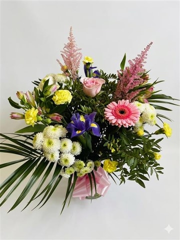 Florist pastel vase