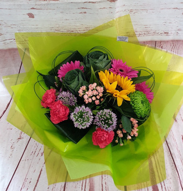 Vibrant gift box