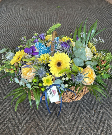 The yellow country basket