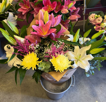 Pink lily mix