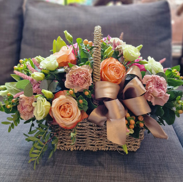 Coral blush basket